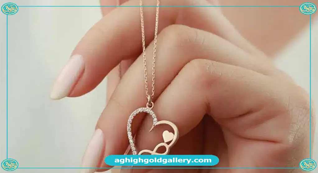 تفاوت گردنبند و آویز طلا